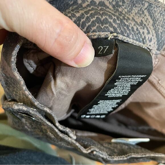 J BRAND Lillie Coated High Rise Skinny Jeans Snakeskin Size 27 - Picture 13 of 13